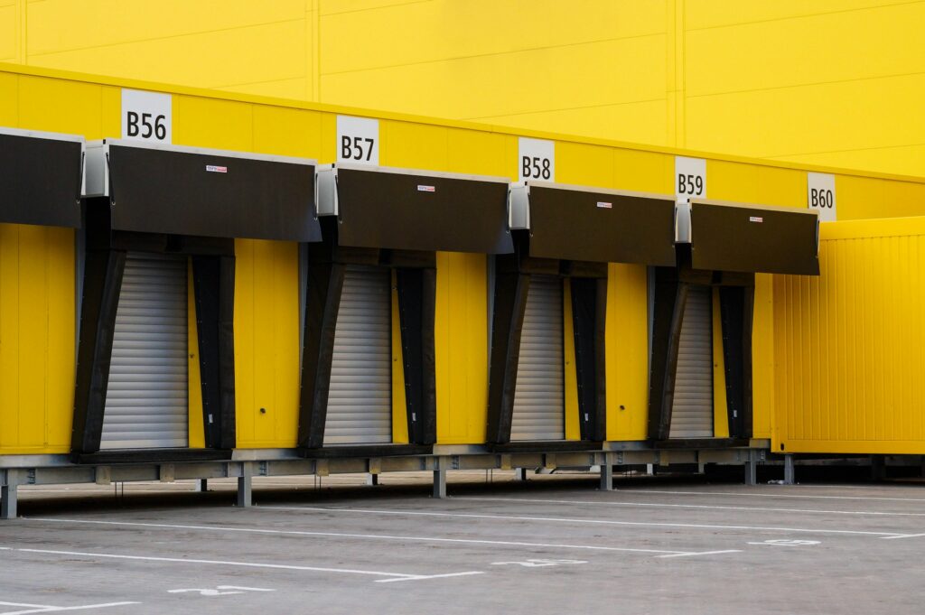 Choosing the Right Storage Units for Your Business Needs